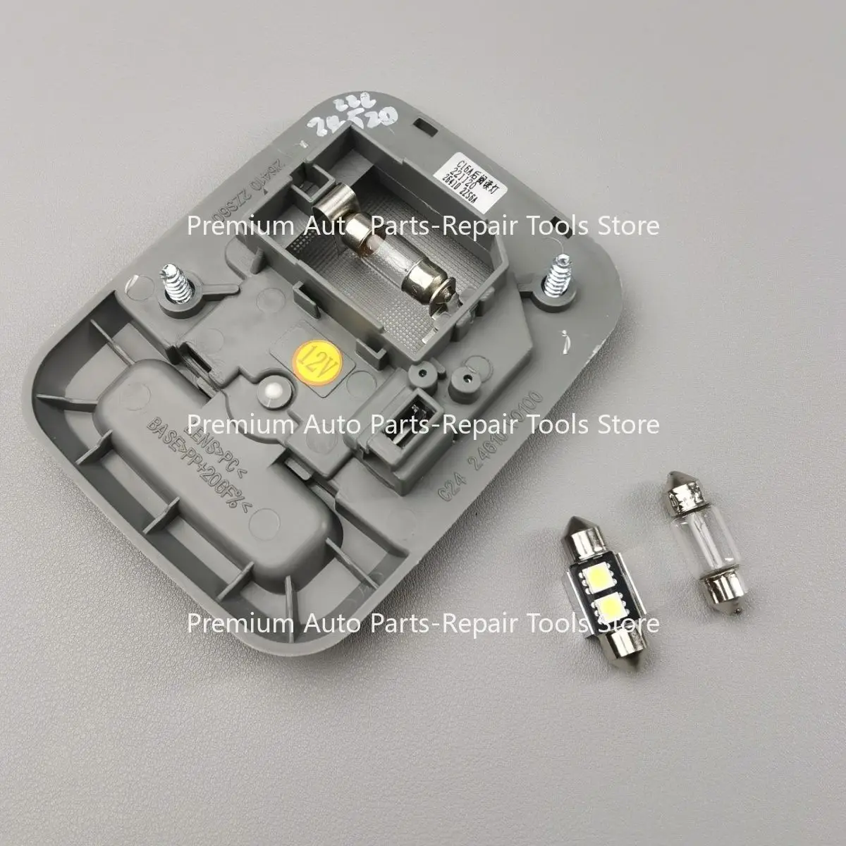 Suitable for Nissan Ruiqi 6 Paladin Odin Shuaike Indoor Light Inner Top Light NV200 Reading Light Car Parts