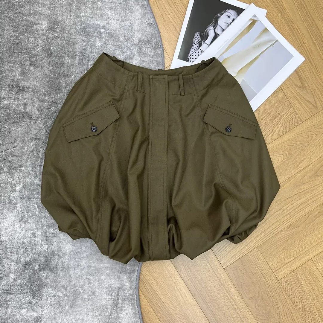 

Новая летняя юбка-миди 2026 года в стиле стритвир с милым цветочным принтом, высокой талией и большими боковыми карманами, цвет хаки, новинка