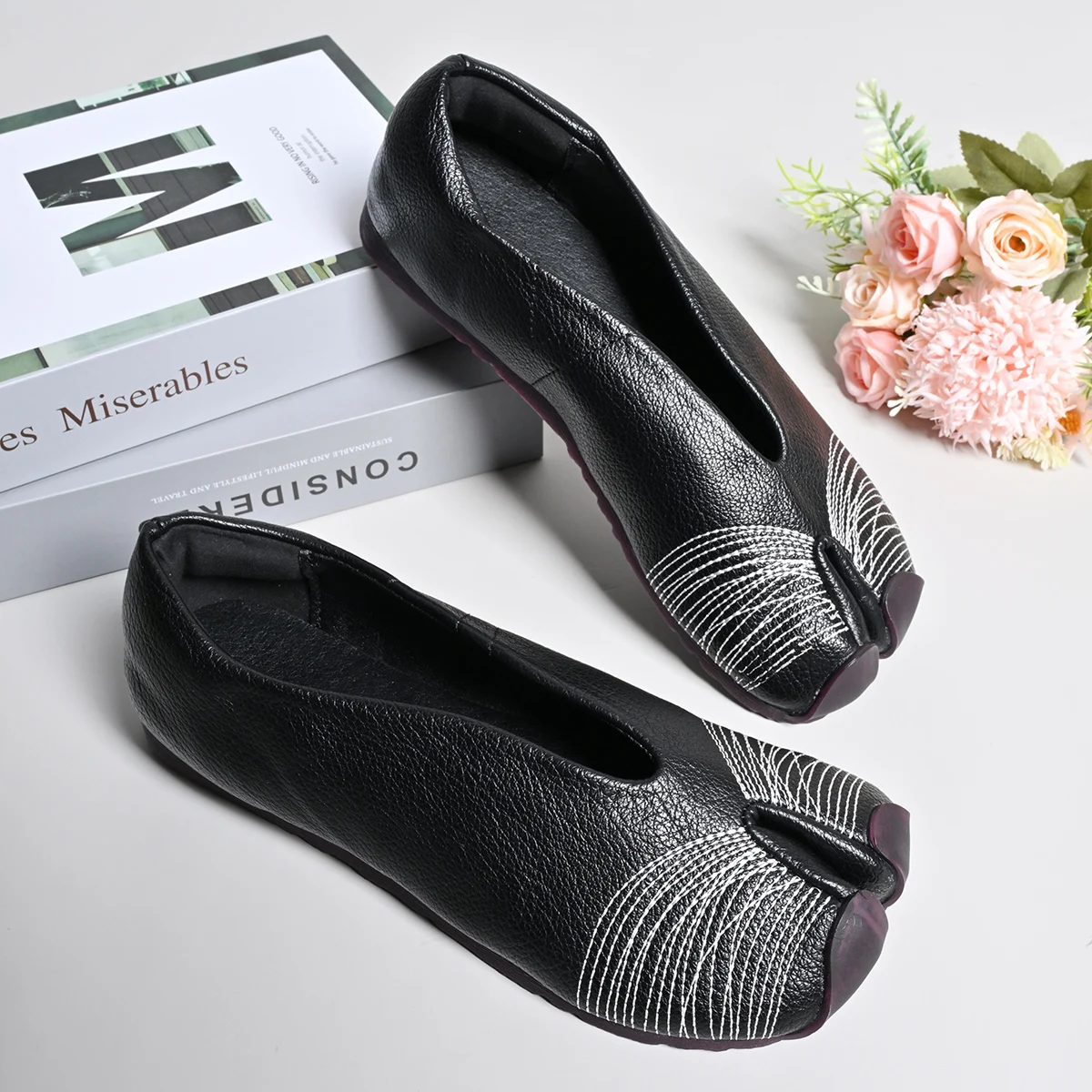 Spring Autumn Microfiber Leather Split Toe Women Loafers Fashion Pleated Designer Low Heeled Tabi Soft Soles Flats Casual Shoes image 3