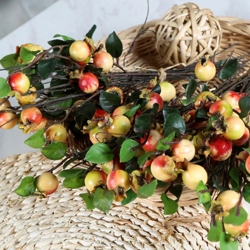 

2Pcs Artificial Lifelike Berries Silk Flower Orange Red Green Christmas Home Decoration Party Holiday Event Pastoral Style