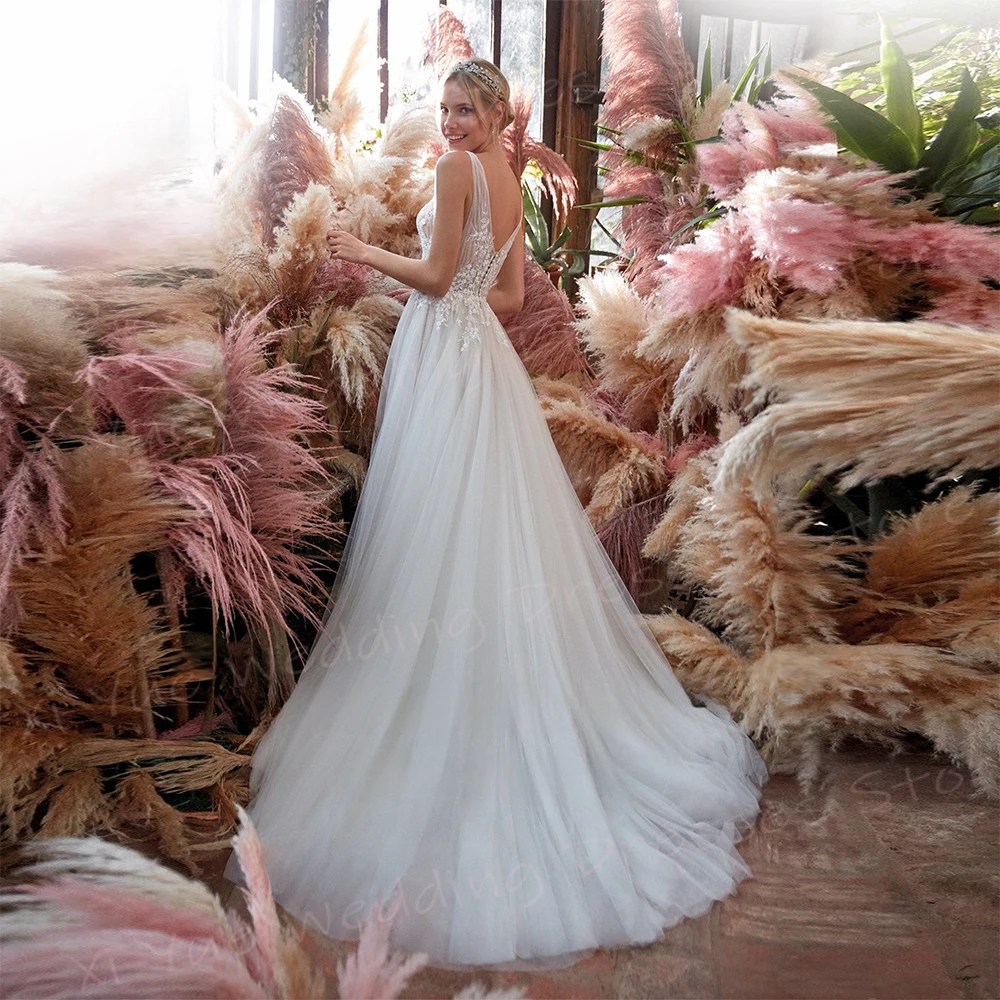 Vestidos De novia elegantes De línea A para mujer, apliques De encaje, vestidos De novia personalizados, Vestido De novia clásico con escote en V profundo sin mangas