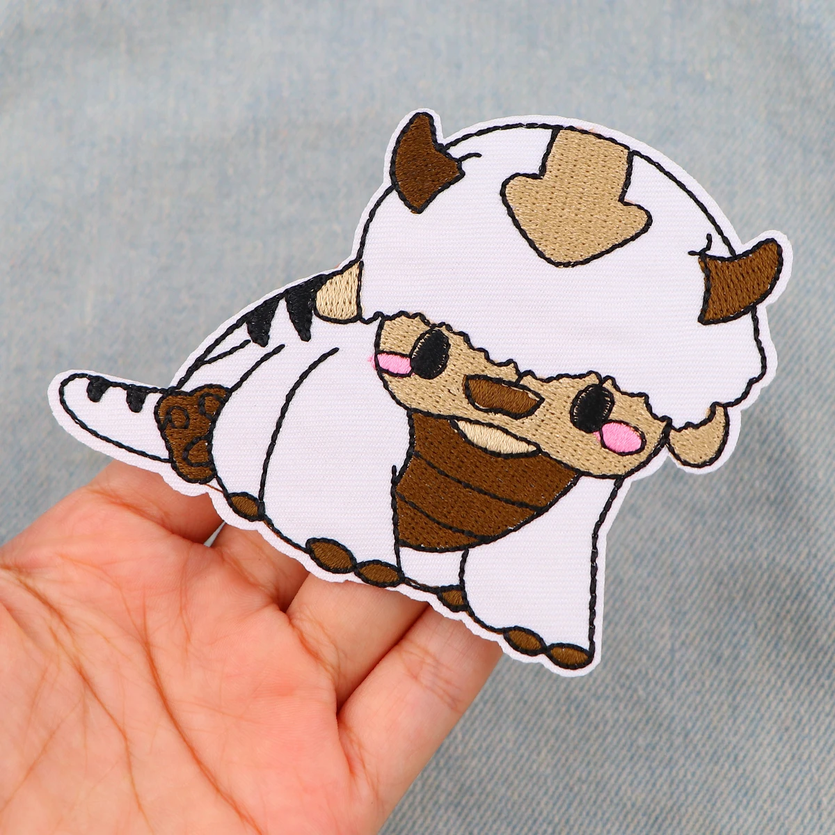 Cute White Cow Embroidered Patches For Clothing DIY Badge Adhesive Patches Cartoon Appa Patches On Clothes Stickers Appliques