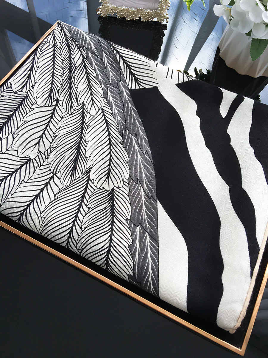 Zebra Print Winter Wool Silk Cashmere Scarf Designer Square Large Shawls and Wraps 135CMX135CM Herm Roller Edge Cape Stole