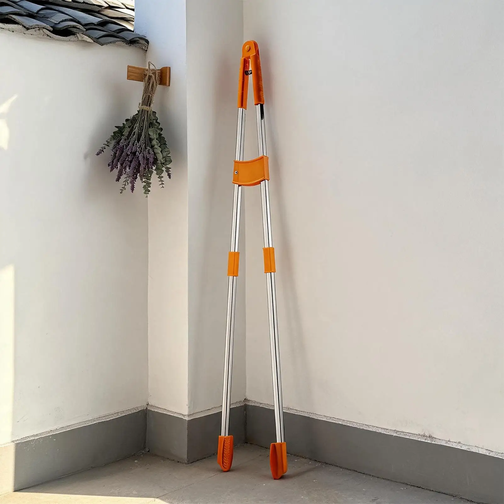 Thickened Long Grabber Heavy Duty Garbage Pickup Stick Grabbing Tool Durable Reacher for Elderly Disabled Trash Litter Yard Home