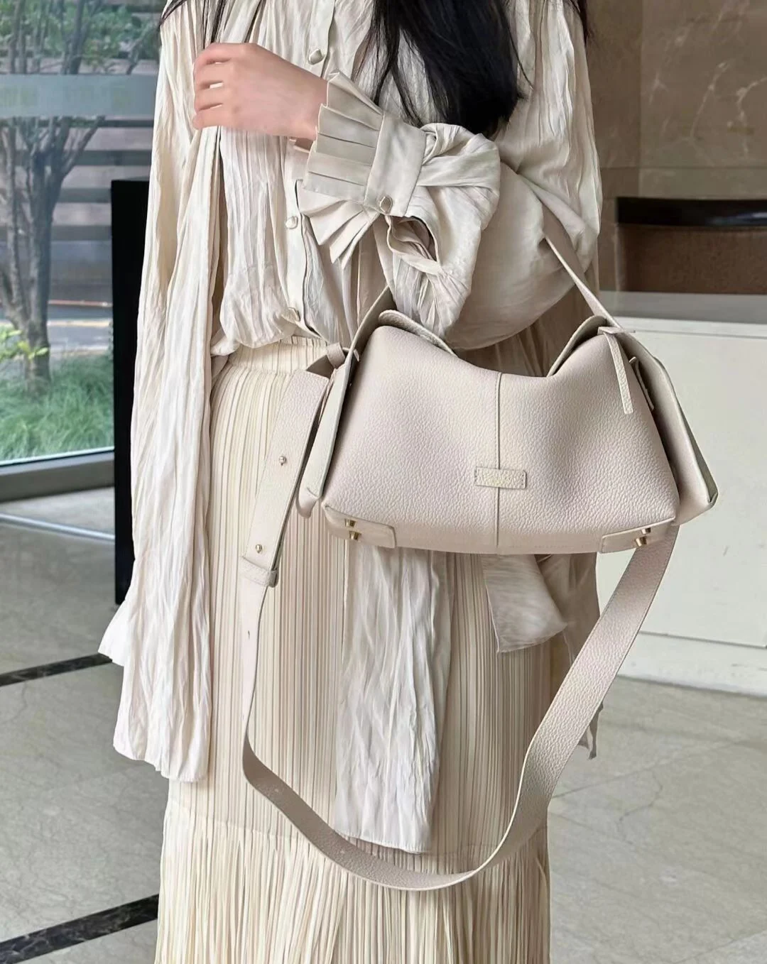 

Женская сумка-хобо через плечо из натуральной кожи (верхний слой) с мягкой подкладкой, на молнии, для повседневного использования