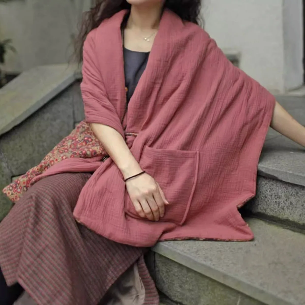 

Ethnic-style Cotton-Linen Floral Soft Quilted Scarf Padded Shawl Wrap Women’s Outerwear Cardigan Chinese Cape Autumn Winter