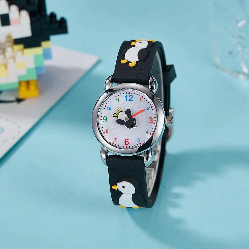 ساعة أطفال بطريق كرتوني جديد، ساعة كوارتز عالية الجودة للأطفال، حزام رياضي بلاستيكي