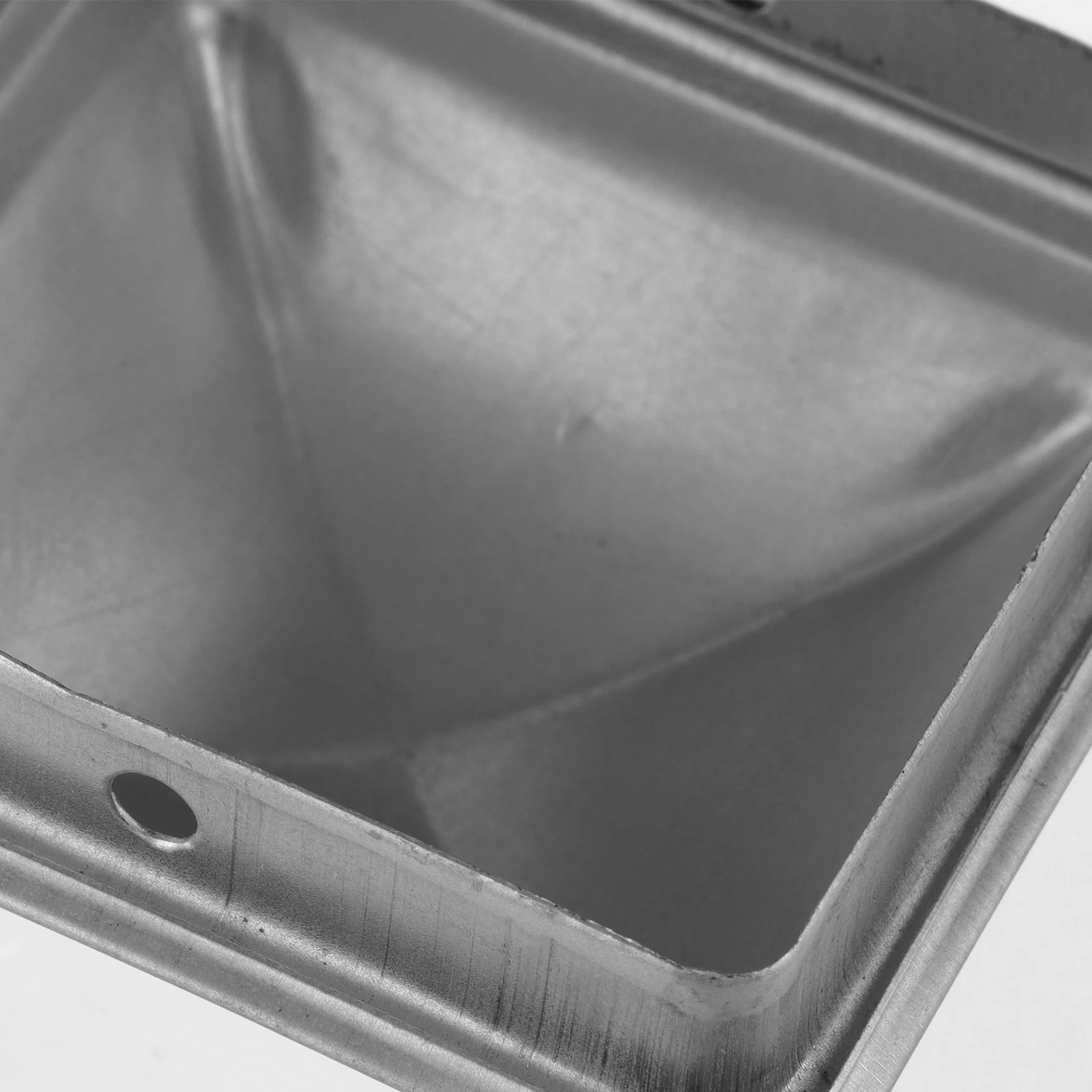 

4pcs Metal Post Caps Iron Decorative Covers Guardrail Protectors Reusable Column Covers For Garden Railings Guardrails Corridors