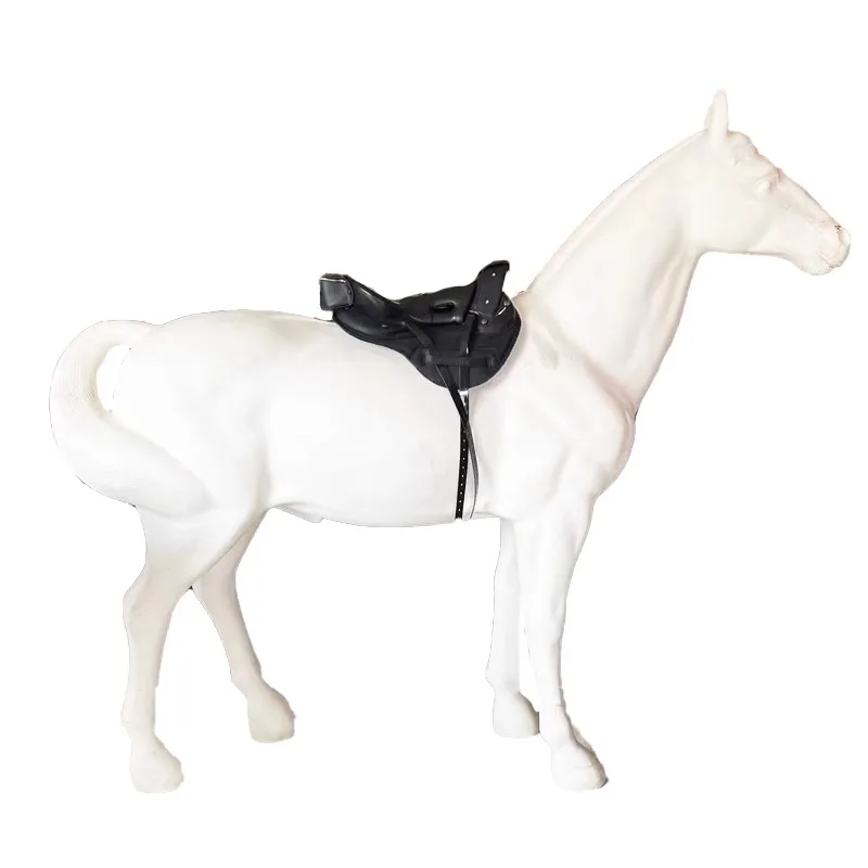 西洋鞍 馬用 プロ競馬用品 3.1kg 軽量鞍