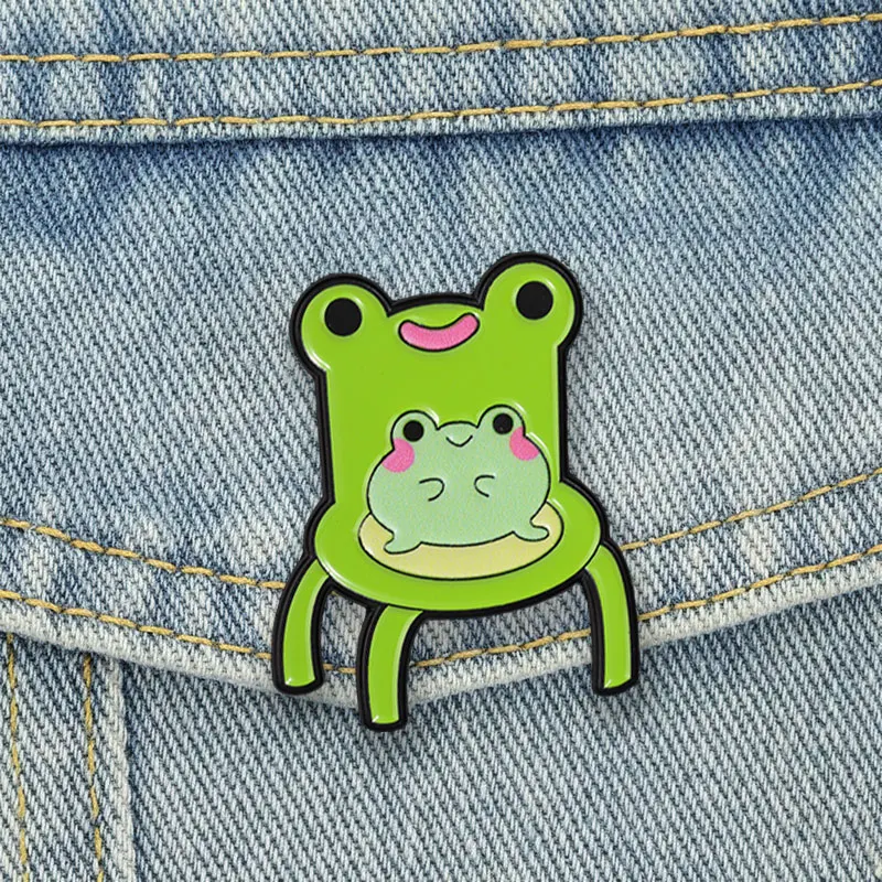 Cartoon Cute Frog Chair Badge Funny Kawaii Animal Enamel Pins Sweet Romantic Froggy Brooch Adorable Accessories Decor