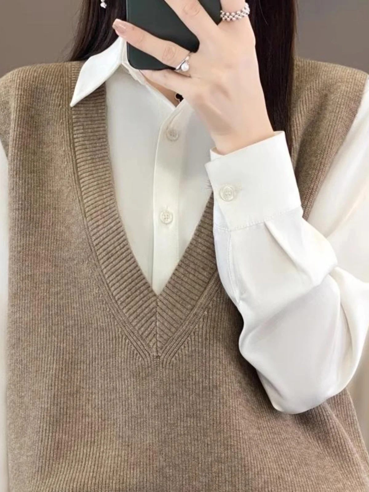 

Women's Loose Knitted Vest 2024 Autumn New Sle Large V-ne Svel Inner Wear Outerwear Sweater oulder Pad Ele