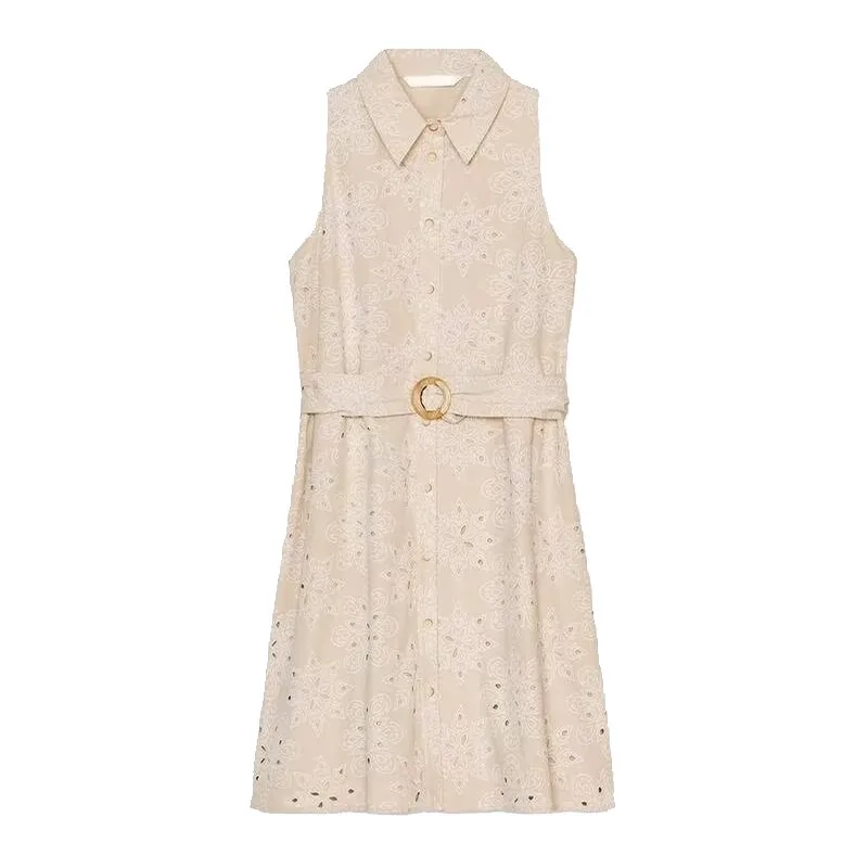 

Fashionable Embroidered Hollow out Summer New Arrival Women's Dress High Waist A-Line Midi Dress Zipper Closure Collar