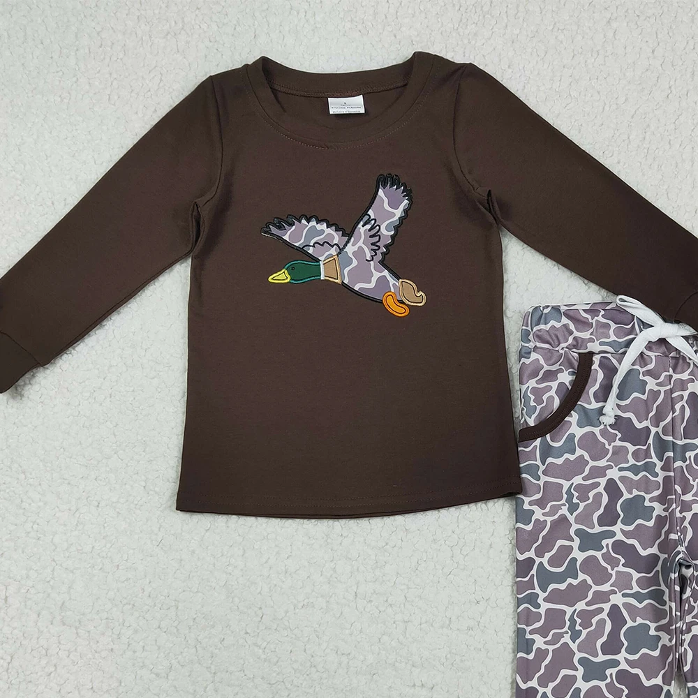 Z814-09 BLP1123 طفل الفتيان ملابس طويلة الأكمام مع السراويل مجموعة بطة طباعة الاطفال أطقم ملابس من المتجر #2