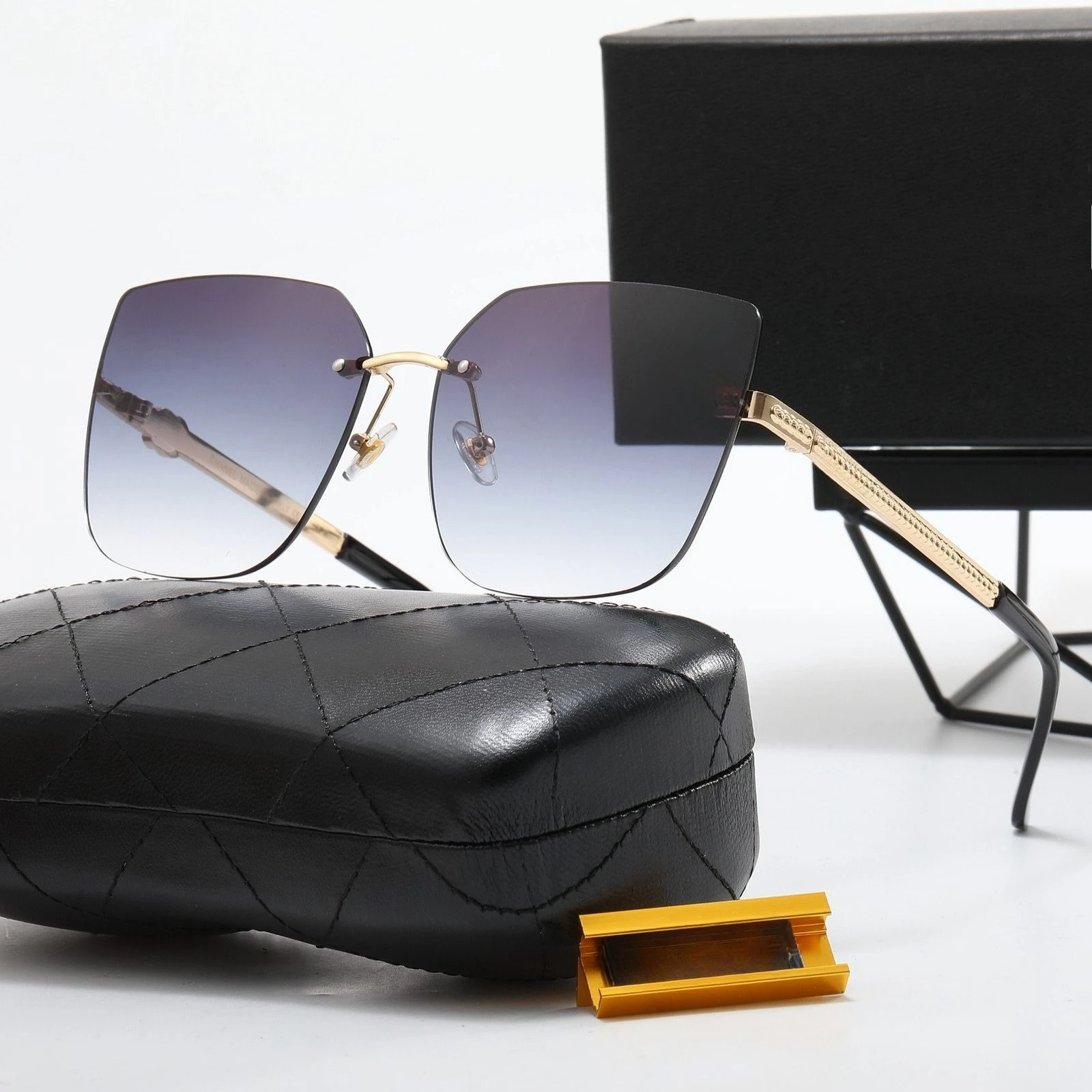 

Стильные унисекс-очки для спорта с поляризацией, защита от УФ-излучения UV400, ветрозащитные, прочная оправа, идеально подходят для вождения, велоспорта и рыбалки.