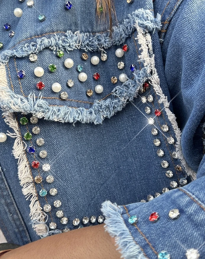 Denim jack dames 2025, herfst nieuwe strass turn-down kraag, lange mouw, knop aan de voorkant, kwastje ontwerp, denimblouse met zak