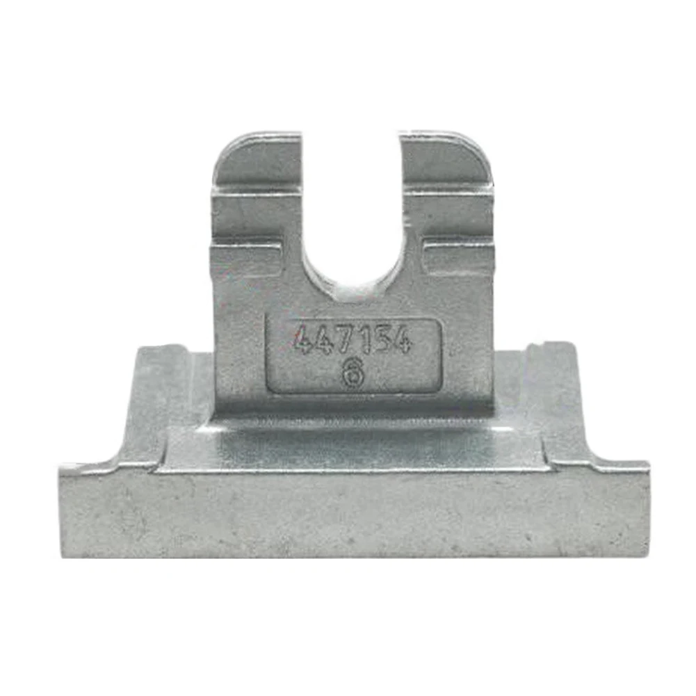 Window Actuator Fork for Casement Doors with Semicircular Tooth Structure to Prevent Slippage During Operation