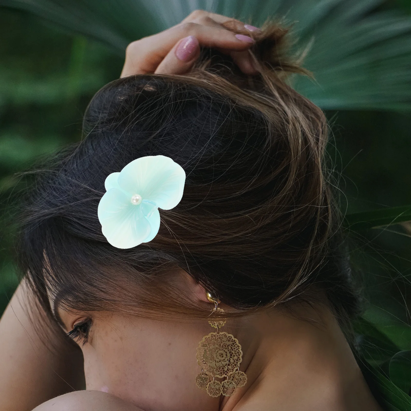 

Butterfly Orchid Hair Clips Floral Elegant Non Slip French Barrettes for Women Hair Ornaments Daily Wear Party Styling