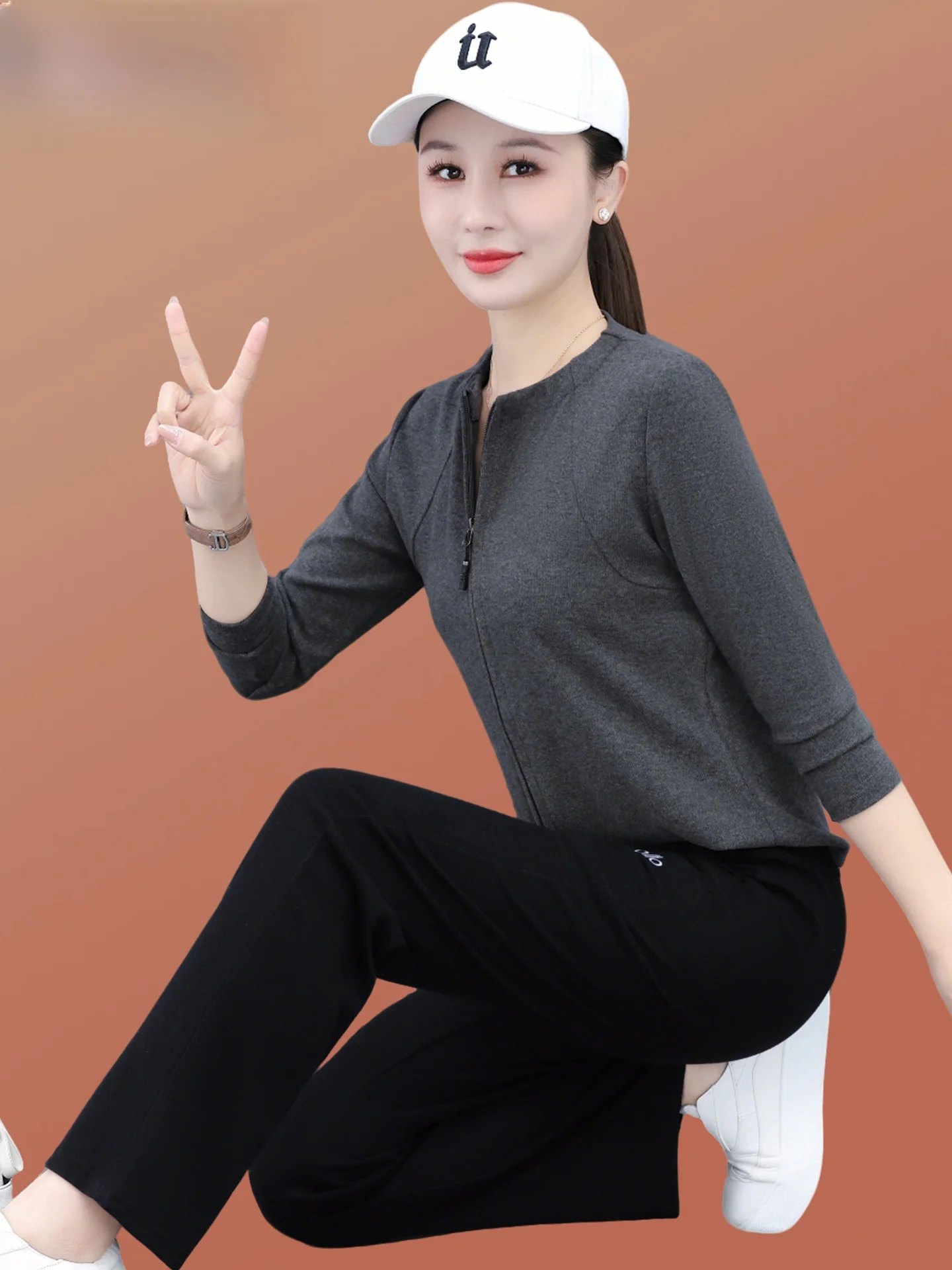 

TUCANO Mom's Fitn Sportswear Set Women's Casual Long Sve Running Two-Piece Suit Spring 2026 New Sle Polyester Blend