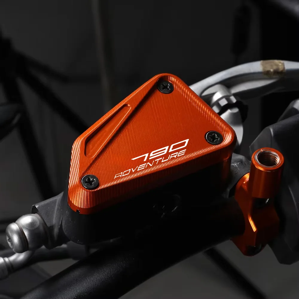 

Motorcycle Accessories CNC Front Brake Fluid Cylinder Cover Master Reservoir Cap For 790 Adventure ADV R / S 2019 2020 2021 2022