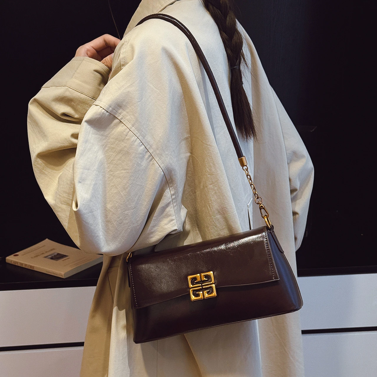 

Элегантные женские сумки из искусственной кожи с прочным дубайским модным легким мягким водонепроницаемым повседневным современным стилем