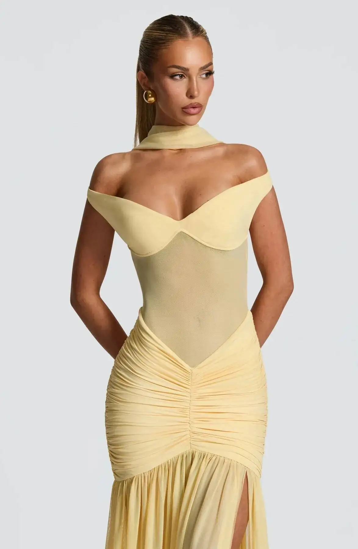 

Ladies Off-shoulder Backless Sexy Maxi Dress Women Gown Halter Sleeveless Backless Thigh High Split Club Birthday Party Dress