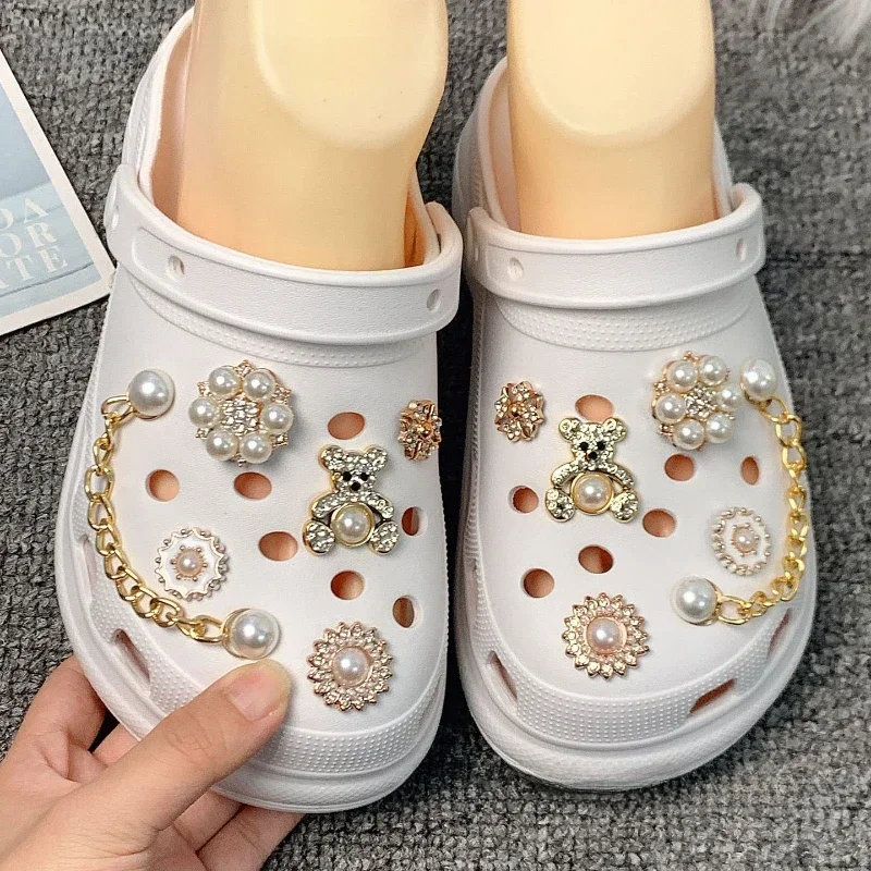 Schuh Charms DIY goldene Perle Bär abnehmbare Dekoration Schnalle für Loch Schuh Charm Zubehör Kinder Party Mädchen Geschenk