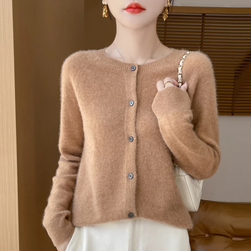 New ladies in autumn and winter 100% merino wool cardigan ladies O-neck long sleeve solid color knitted warm cashmere cardigan