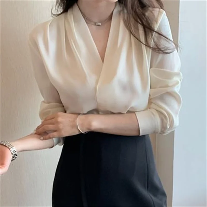 Women Spring Summer Style Blouses Shirts Lady Casual Long Sleeve V-Neck Solid Color Blusas Tops DF4980