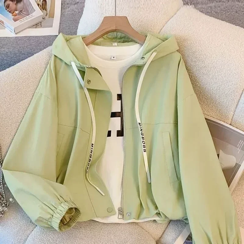 Solid Color Age-reducing Hooded for Women in Spring and Autumn 2025 New Short Korean Version Small Loose Top Casual Jacket