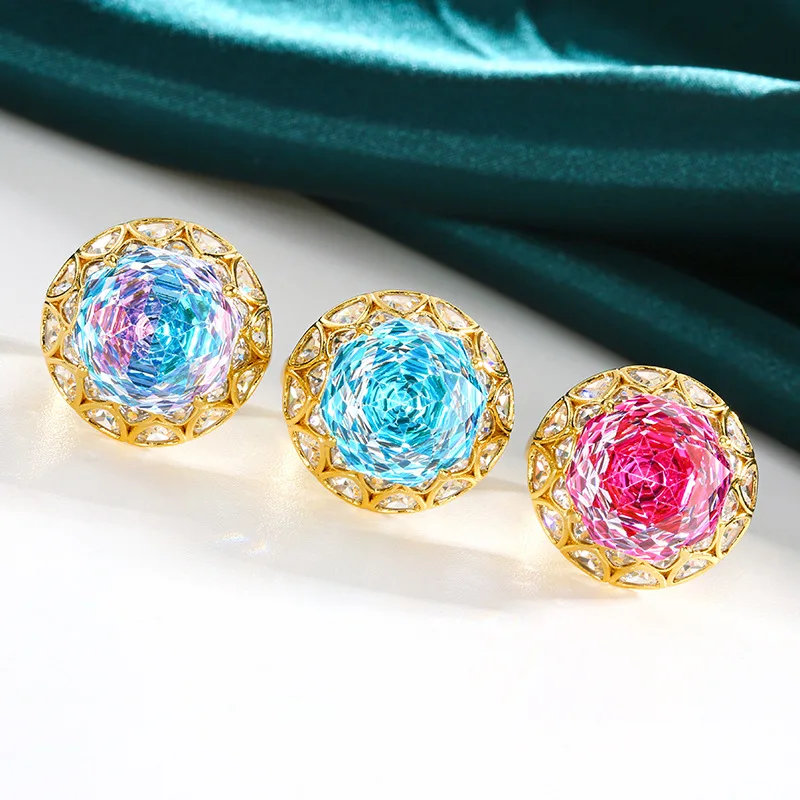 

Adjustable Gold Plated Vintage Statement Ring 14mm Square Cut Aurora CZ Ornate Sparkling Accents Size Adjustable Women's Jewelry