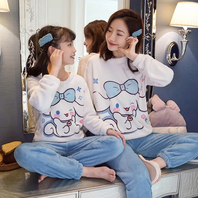 Sanrios Cinnamoroll Anime Kuromi Pyjama pour femme, mignon, parent-enfant, lieux épais, sourire, adulte, enfants, vêtements de salon, hiver