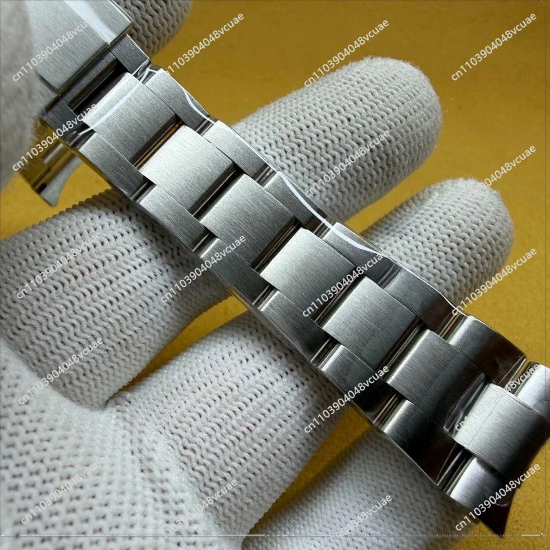 For Strap, The Second Generation 40mm 116610 Encoding 5HF Quality Is As Shown in The Picture