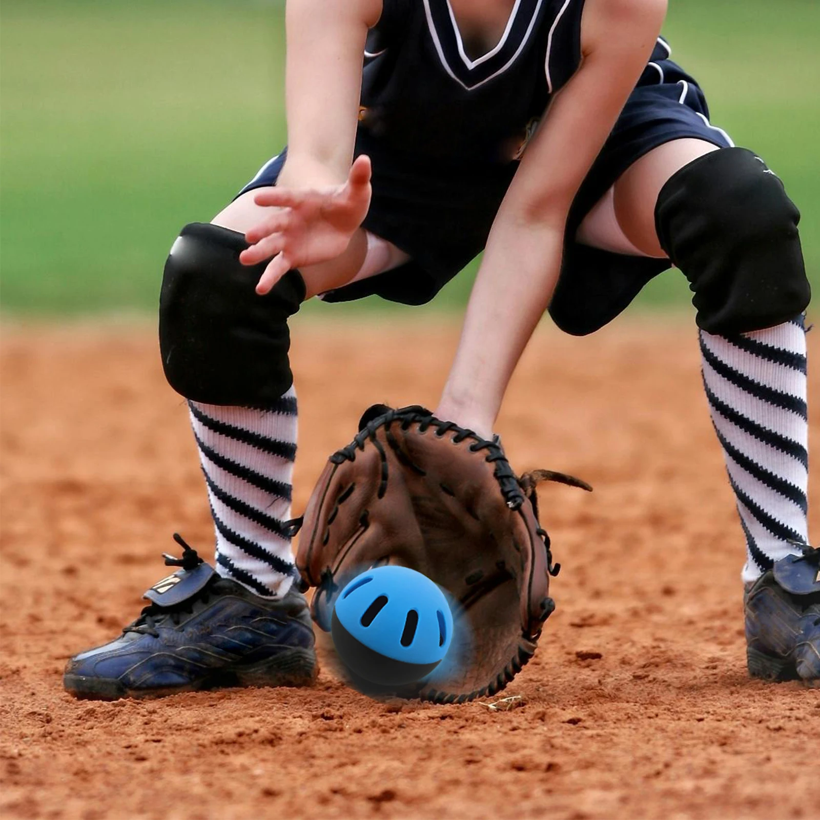 

Super Soft Practice Ball Baseball Training Batting Equipment Softball Balls Hollow Plastic Sports Eva Hitting