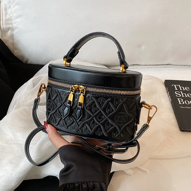 

Women's Fashion Shoulder Oblique Span Bag - High-end Large-capacity, Light Luxury Commuting Versatile