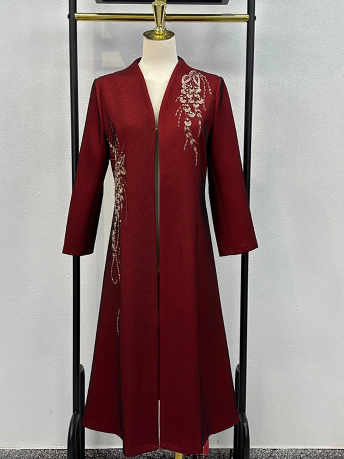 

Ele Mother of the Bride Coat Spring Autumn Small Size Outerwear for Wedding Banquet High Collar Button Detail