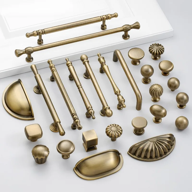 Light luxury yellow bronze wardrobe handle clothing cabinet door drawer French door handle medium antique s