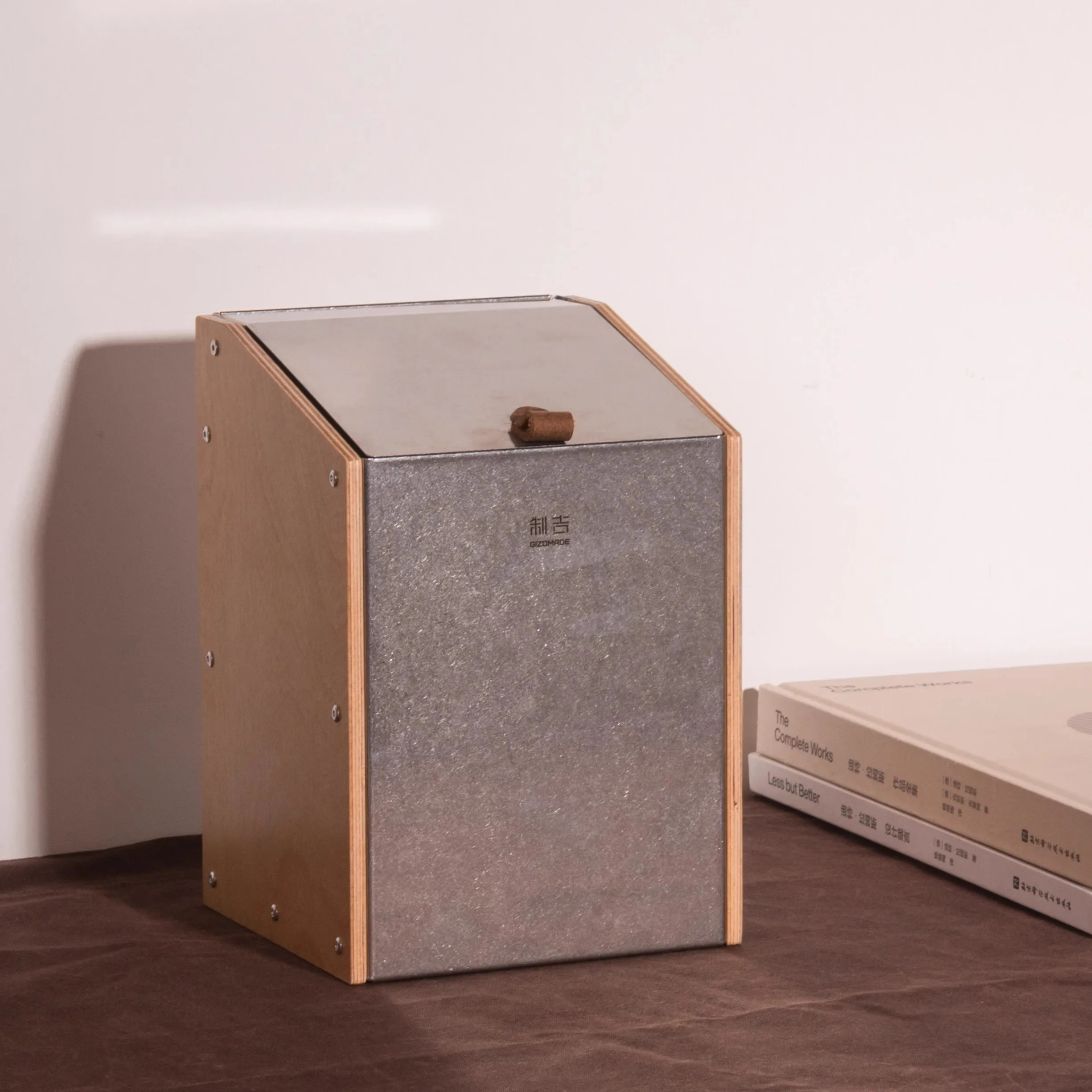 Unique Individuality Dry Empty Trash Can Desktop Living Room Portable Installation General Purpose Bedroom Mini Decorative Box