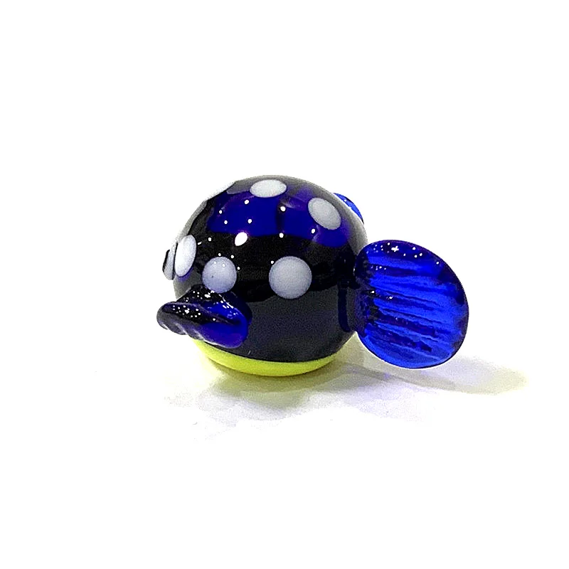 Mini Glas meeres tiere Statuette niedlichen Meeresfisch Delphin Tintenfisch Pinguin Kugelfisch Stachel rochen Walhai Fisch Krabbe Meeres schildkröte Elektrischer Aal Goldfisch Kaninchen Affen Ornamente – Detail 22