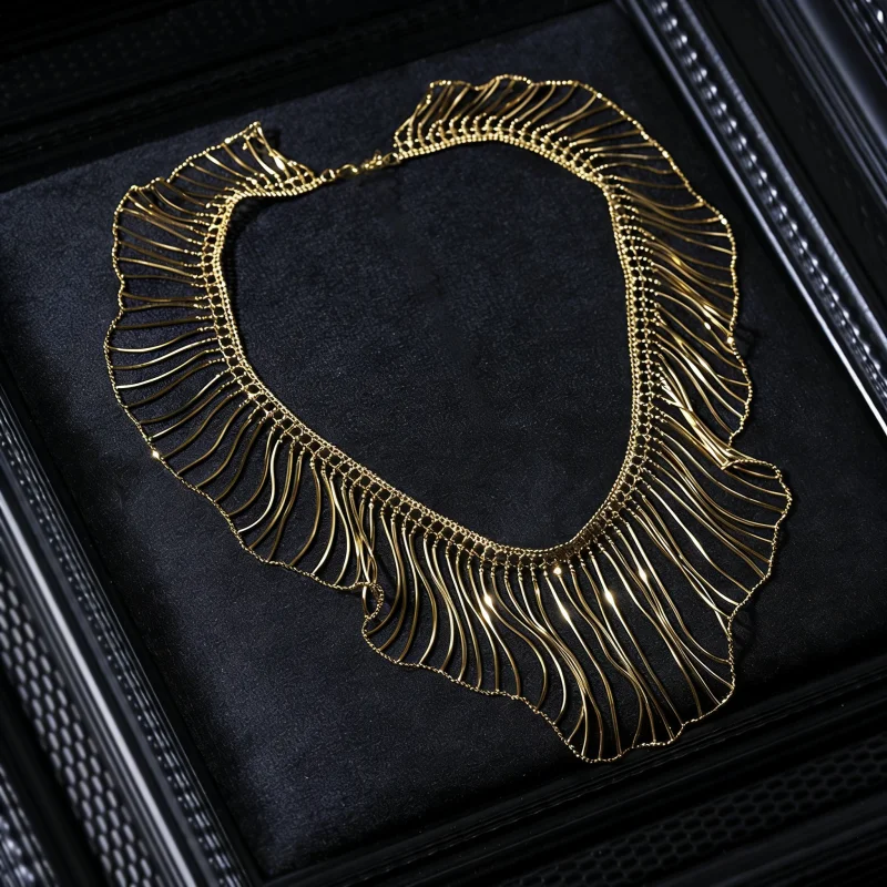 BELLUX Trendy Ruffled Scallop Edge Collar Necklace 925 Silver Gold Plated Statement for Women Elegant Chic Party Evening Jewelry