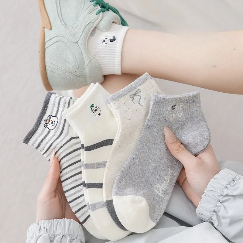

5 Pairs Women's Cotton Socks Set Cartoon Short Tube Korean Embroidery Cute Socks Girl Low Cut Ankle Socks Woman High Quality