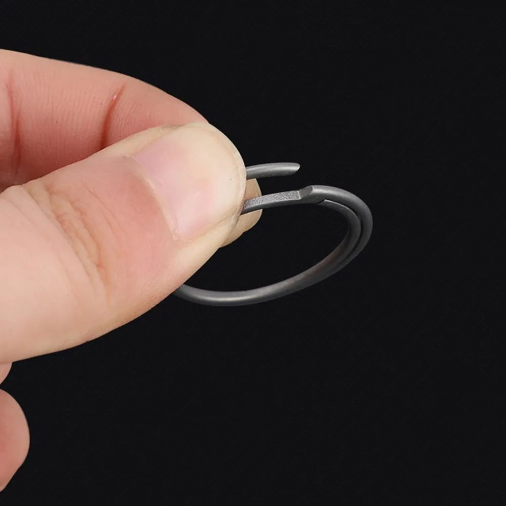 حلقات قلادة أداة خارجية خفيفة الوزن للغاية من التيتانيوم بإبزيم مفتاح من التيتانيوم سلسلة مفاتيح للسيارة خفيفة الوزن للغاية #2