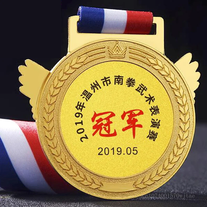 Creative Customized Golden Eagle Commemorative Neck Hanging Souvenir School Activity Honor Plate, Team Rewards, Home Decor Medal