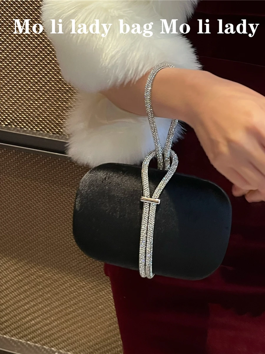 

Moli Velvet Evening Bag Women's Clutch Handbag Pearl Chain Bag Small round Bag American Retro Style Daily Use