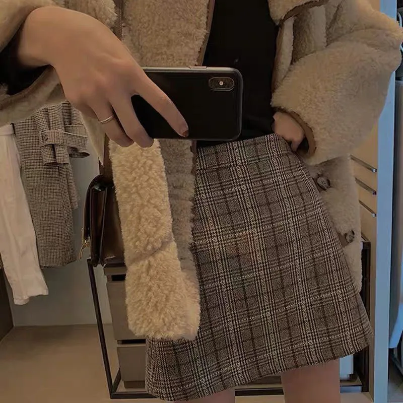 Vintage Plaid Skirts for Women Autumn High Waist Faux Wool Mini Skirts Y2K Korean Luxury Office Lady All Match A Line Skirts New