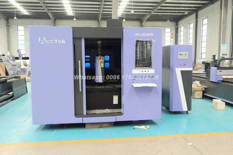 2000W Raycus Max Steel Copper Aluminum Cutter Closed CNC Fiber Laser Cutting Machine With Cover