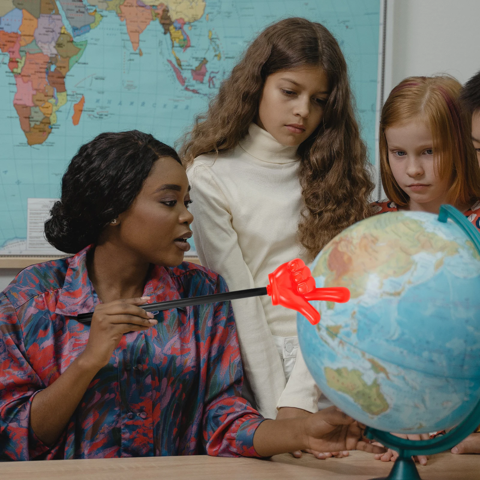 

Party Hand Pointer Scratch Resistant Finger Tip Design Teacher Classroom Tool Kids Learning Aid Party Game Prop Teaching