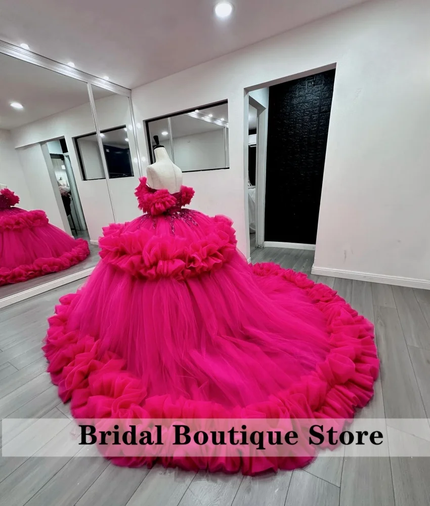 

Princess Red Quinceanera Dress Sweet 16 Ball Gown Luxury Bead Floral Appliques Pearls Graduation Gown Vestidos De Customized