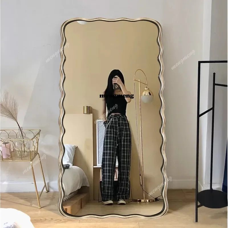 New design Light luxury full-body mirror French dressing floor bedroom Wave wall-mounted mirror Home retro art special-shaped mi