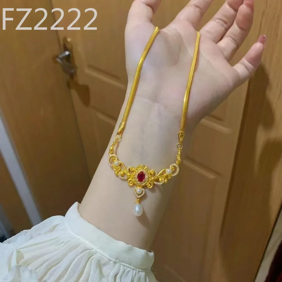 

Ancient new light luxury snake bone chain yellow gold pendant bead red zircon court style noble and elegant versatile