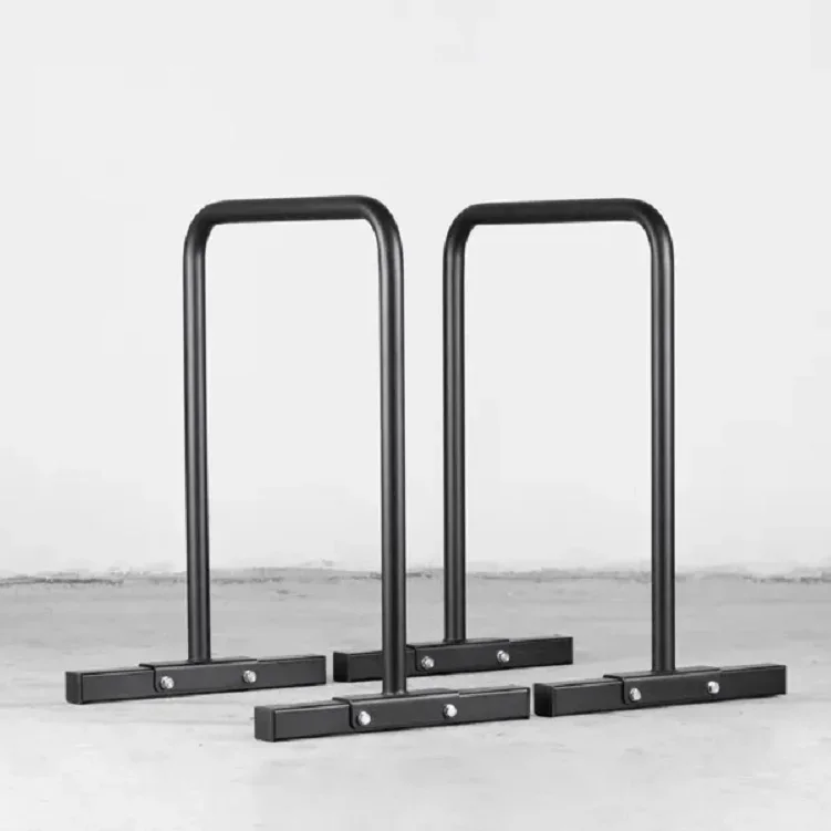 Commercial horizontal bar, parallel bars, dips, push-ups, tripods, gym-specific fitness equipment